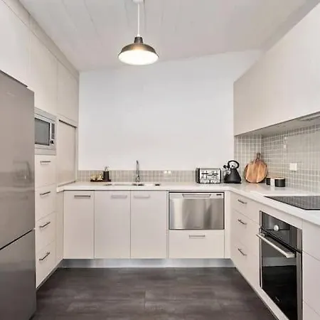Irresistible Renovated 1840 Inner-City Cottage Hobart Exterior photo