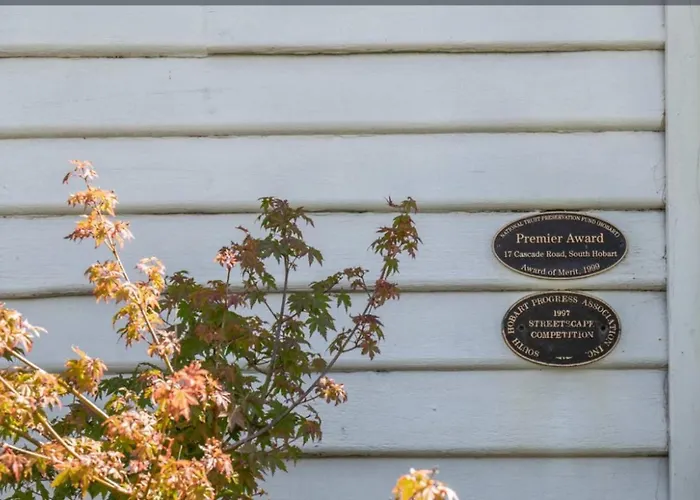 Irresistible Renovated 1840 Inner-City Cottage